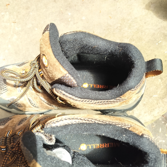 Merrell Men\'s Brown Hiking Shoes